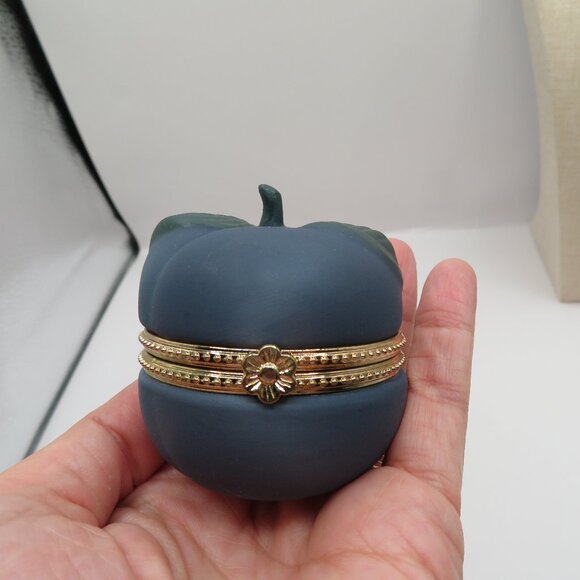 Plum Trinket Box - Picture 1 of 7